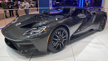 Ford GT 2020 เพิ่มพลัง เพิ่มรุ่นพิเศษ โชว์คาร์บอนไฟเบอร์เต็มขั้น เคาะราคาเริ่ม 15 ล้านเศษ