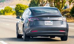 ไฟเขียว! Tesla Model 3 ได้รับอนุมัติจากรัฐบาลจีนให้ขายรถยนต์ที่ผลิตในแดนมังกรได้ยาวๆ