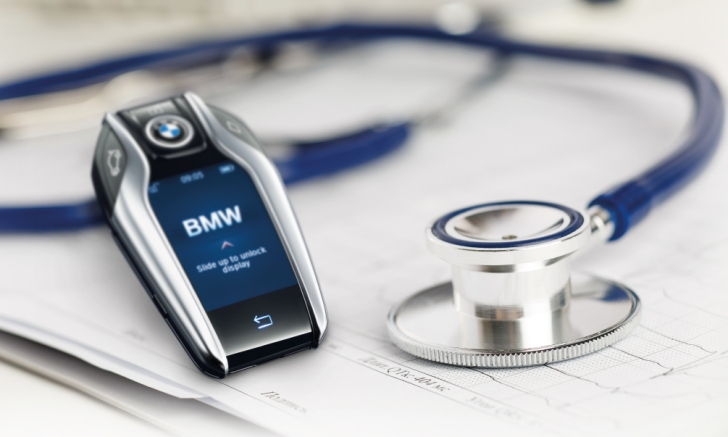 BMW ประเทศไทย ส่งต่อกำลังใจสู่แพทย์ ดาวน์เริ่มต้น 0% พร้อมข้อเสนอสุดพิเศษ