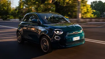 เพิ่ม 3 สีใหม่! Fiat 500 EV La Prima ไซส์เล็กพลังงานไฟฟ้าที่ชาร์จเร็วขึ้น