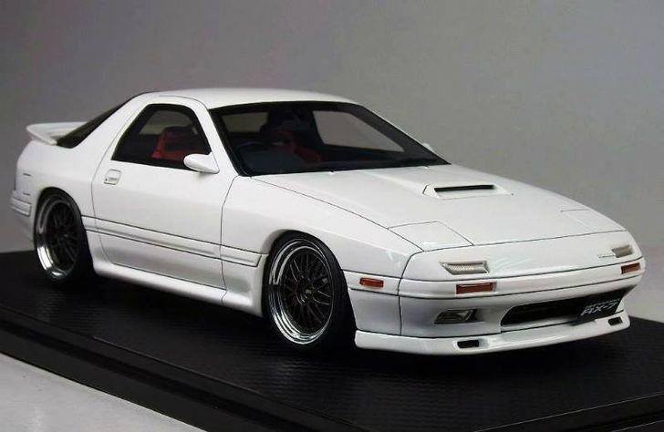 Mazda Savanna RX-7 (FC3S)