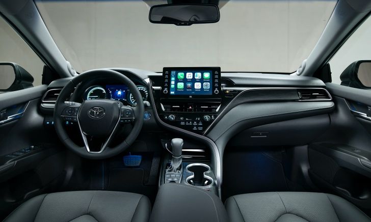 Toyota Camry Hybrid 2021 (EU Spec)