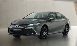 Toyota Camry Hybrid 2021 ไมเนอร์เชนจ์ใหม่ ปรับดีไซน์หรูเฉียบยิ่งขึ้นที่ยุโรป