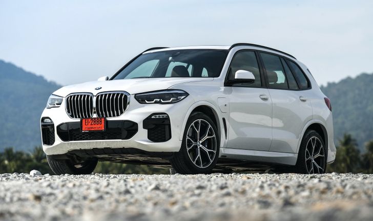 ราคารถใหม่ BMW ในตลาดรถยนต์ประจำเดือนธันวาคม 2563