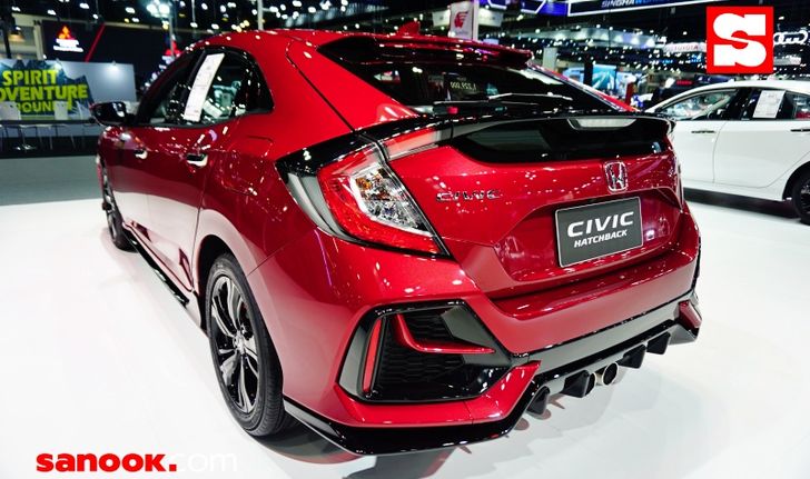 Honda Civic Hatchback RS 2021 ตัวถังสีแดง Ignite Red ใหม่ที่งานมอเตอร์เอ็กซ์โป