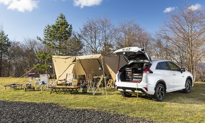 Mitsubishi cross store phev