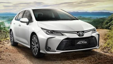 Toyota Corolla Altis 2021 ใหม่ เพิ่มรุ่นย่อย 1.8 Sport เคาะราคา 964,000 บาท