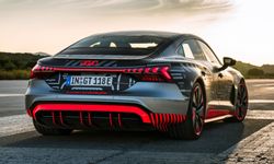 Audi e-tron GT 2021 ใหม่ สปอร์ตซีดานขุมพลังไฟฟ้าจ่อเปิดตัว 9 ก.พ.นี้