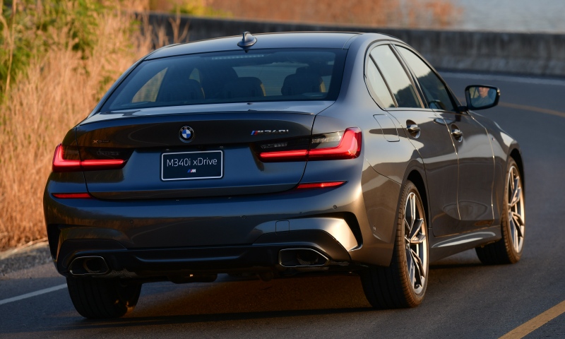 BMW M340i xDrive 2021 (CKD) ใหม่ ขุมพลัง 387 แรงม้า เคาะราคาในไทย 3,999,000 บาท
