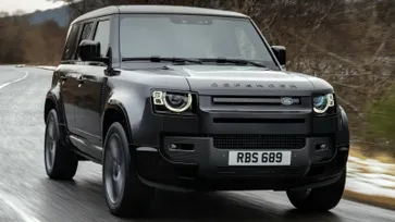 Land Rover Defender V8 2021 ใหม่ เพิ่มเครื่องยนต์ 8 สูบ กำลังสูงสุดถึง 525 แรงม้า