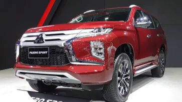 Mitsubishi Pajero Sport 2021 ใหม่ เพิ่มตัวถังสีแดง Medium Red เผยโฉมที่มอเตอร์โชว์