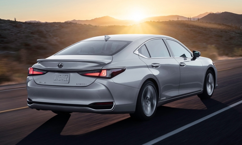 lexus_es_22_1