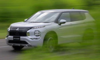 All-new Mitsubishi Outlander PHEV 2022 ใหม่ เผยทีเซอร์ล่าสุดก่อนเปิดตัวจริง