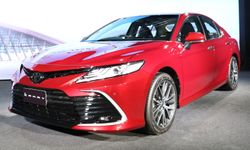 Toyota Camry 2022 ใหม่ เพิ่มรุ่นย่อย 2.5 Sport เคาะราคา 1,475,000 - 1,809,000 บาท