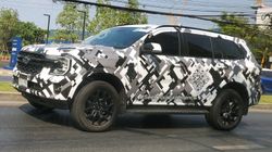 ภาพหลุด All-new Ford Everest 2022 ใหม่ ขณะวิ่งทดสอบใจกลางกรุงเทพฯ