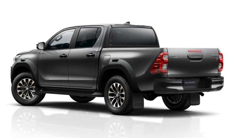 hilux_gr_sport_04