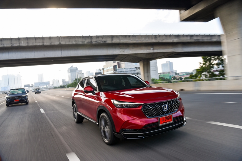 honda_hrv_rolling02