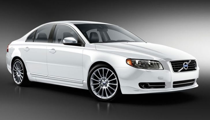 Volvo S80 2.5 FT เป็นรุ่นแรกๆ ของประเทศไทยที่สามารถเติม E85 ได้