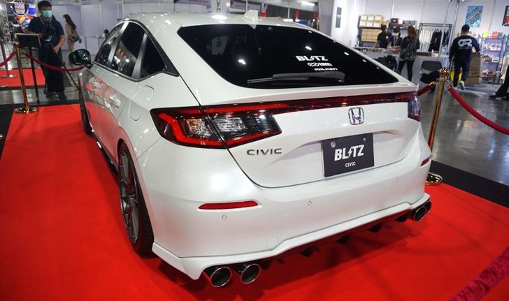 มาโชว์แต่ไม่ขาย! Honda Civic Hatchback (FL1) พร้อมชุดแต่ง BLITZ แท้ส่งตรงจากญี่ปุ่น