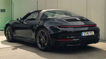 Porsche 911 Targa 4 GTS Edition 50 Years รุ่นพิเศษจำกัด 750 คันทั่วโลก เริ่ม 17,900,000 บาท