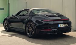 Porsche 911 Targa 4 GTS Edition 50 Years รุ่นพิเศษจำกัด 750 คันทั่วโลก เริ่ม 17,900,000 บาท