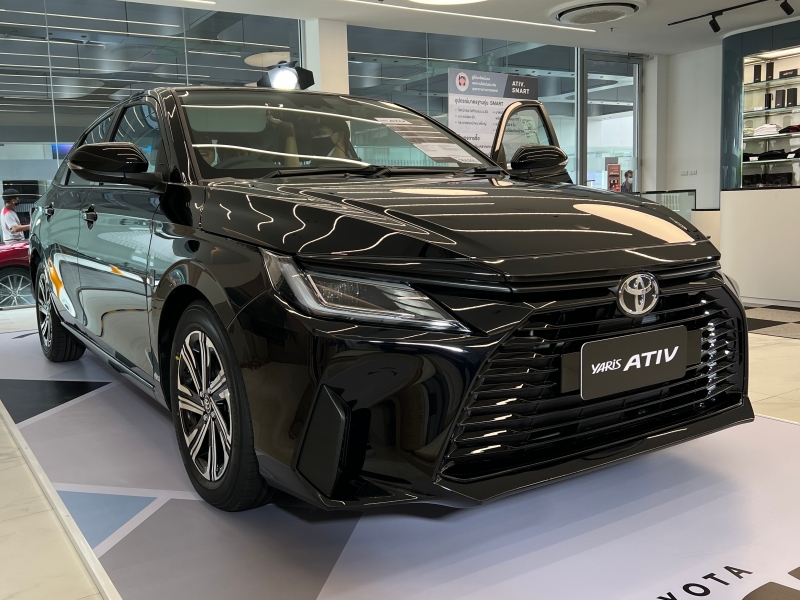 Toyota Yaris ATIV รุ่น Smart