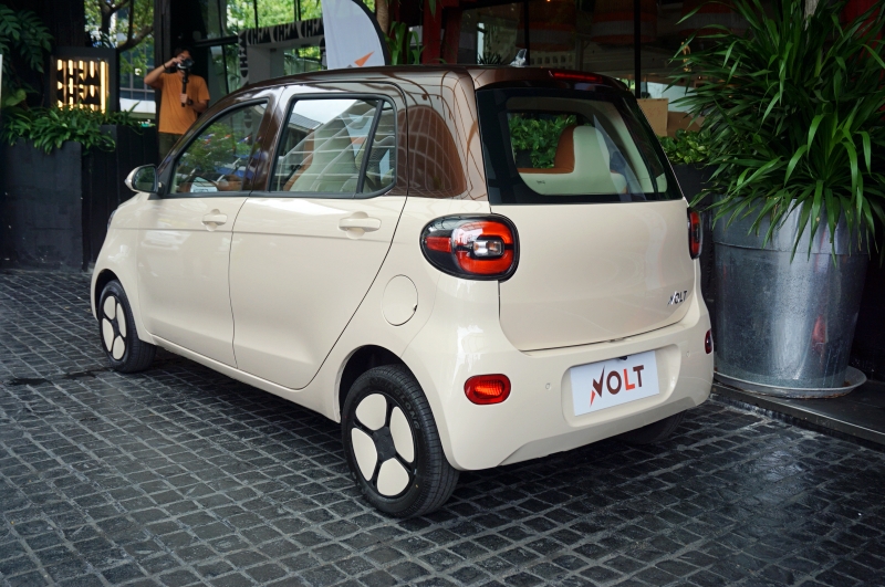 รถยนต์ไฟฟ้ายี่ห้อ VOLT City EV FOR-FOUR