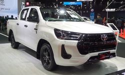 ภาพคันจริง Toyota Hilux REVO-D Z-Edition รุ่นพิเศษ 60 ปี ที่งาน BIG Motor Sale 2022