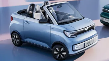 ขายดีจัด! Hongguang MINI EV Cabrio ทำยอดจองทะลุ 1 แสนคัน แม้ส่งมอบล็อตแรกแค่ 200 คัน