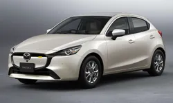 ยังไปต่อ! Mazda2 ไมเนอร์เชนจ์รุ่นปี 2023 ปรับหน้าใหม่ เพิ่มสีตัวถังสดใสขึ้น