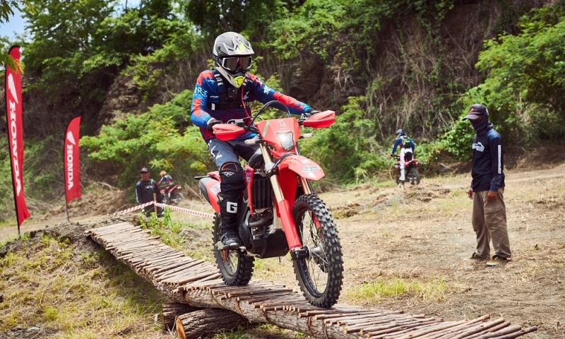 ฮอนด้า เอาใจสายแอดเวนเจอร์ บุกโรงโม่หินบุรีรัมย์ กับกิจกรรม DIRT Xperience