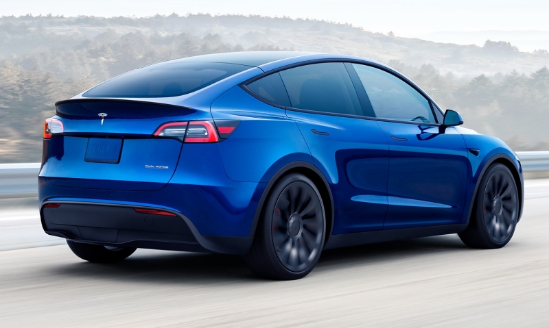 Tesla Model Y สีน้ำเงิน