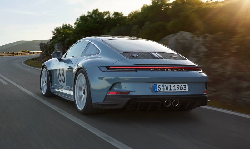 porsche_911_st_04