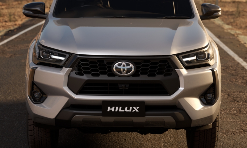 hilux02