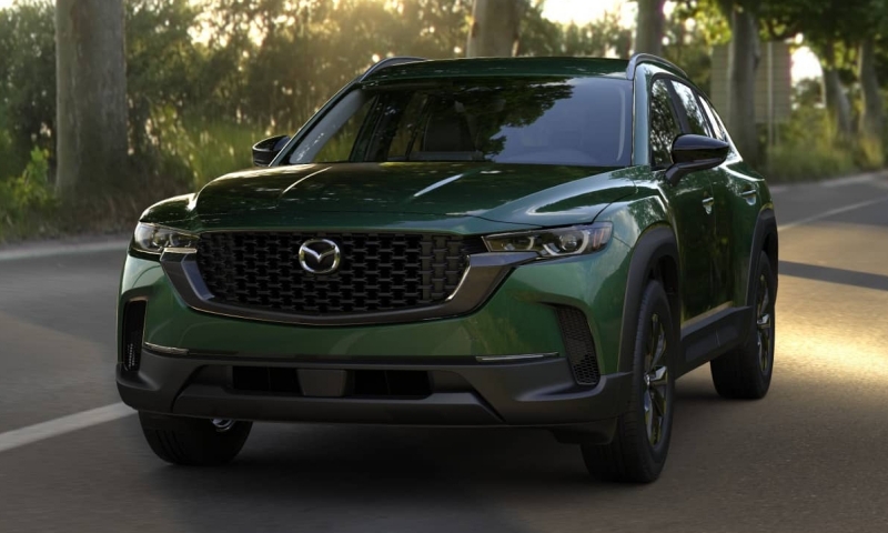 Mazda CX-50 สีเขียว Cypress Green