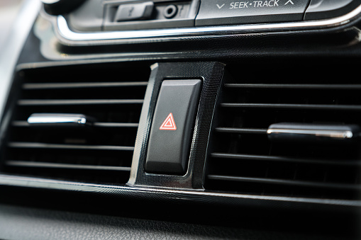 ไฟกระพริบ หรือ ไฟผ่าหมาก