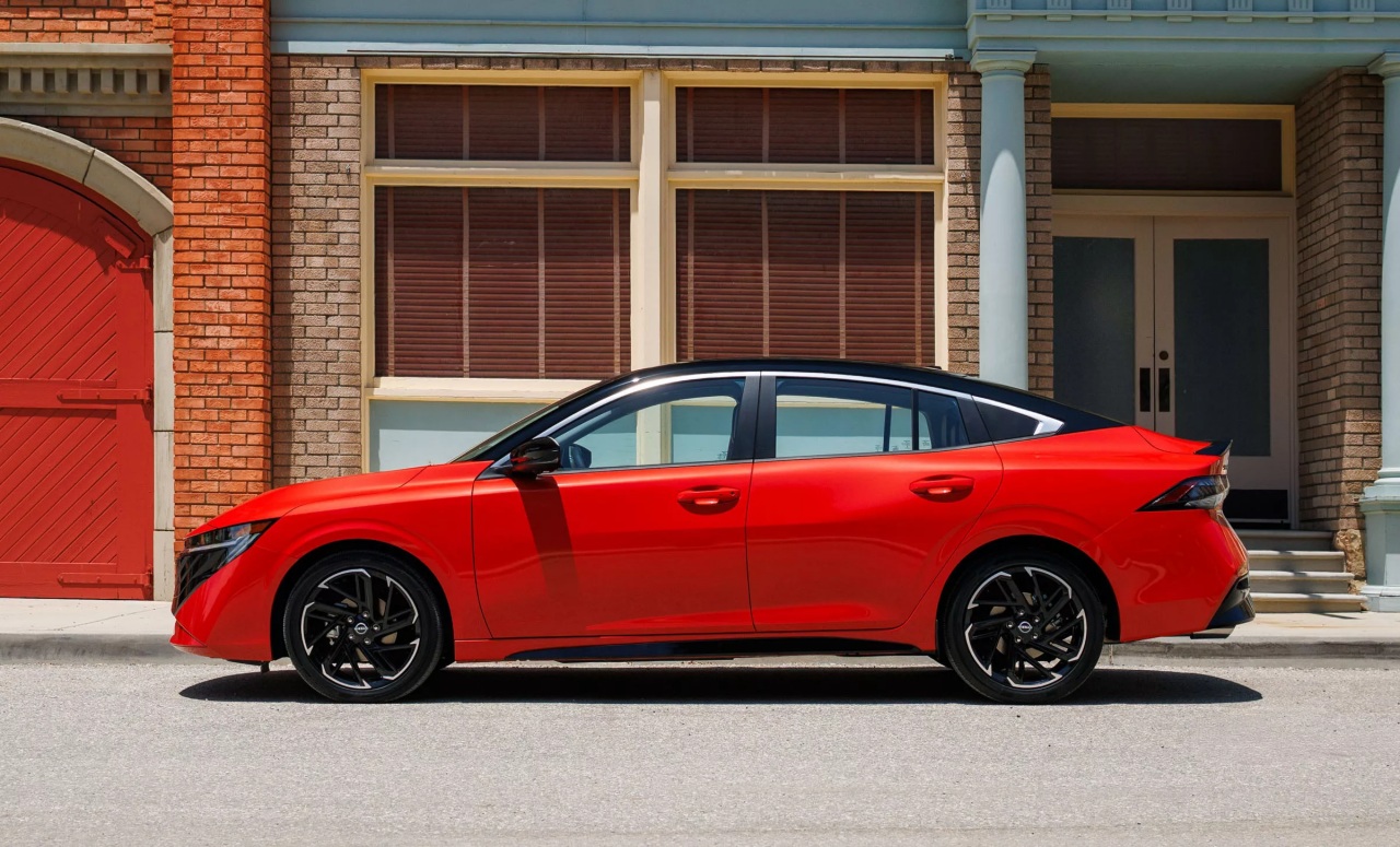 Nissan Sentra 2026 เผยโฉมใหม่! ดีไซน์ล้ำสมัย ภายในหรู ฟีเจอร์จัดเต็ม