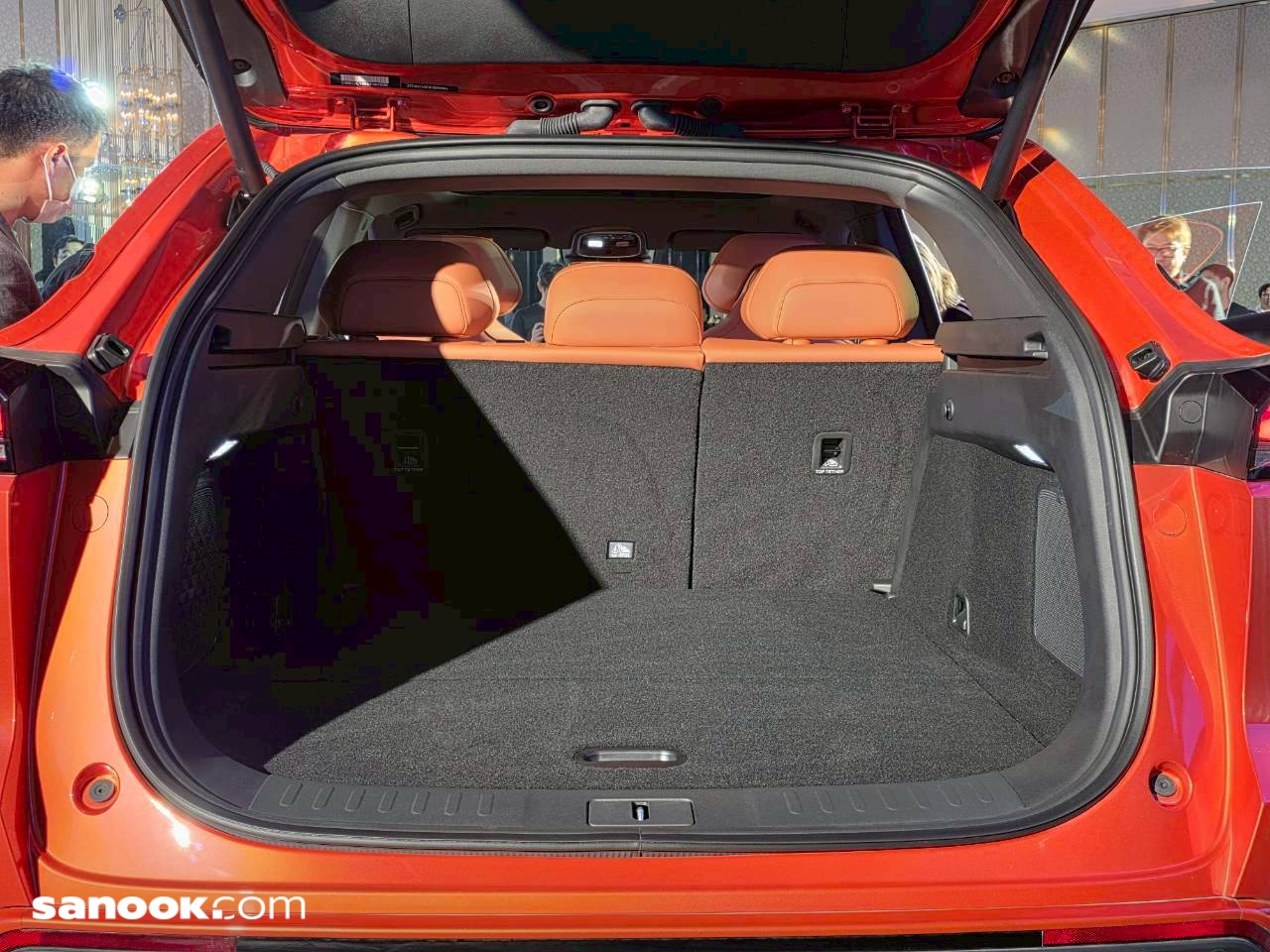 batch_line_album_dee_251020_4_1