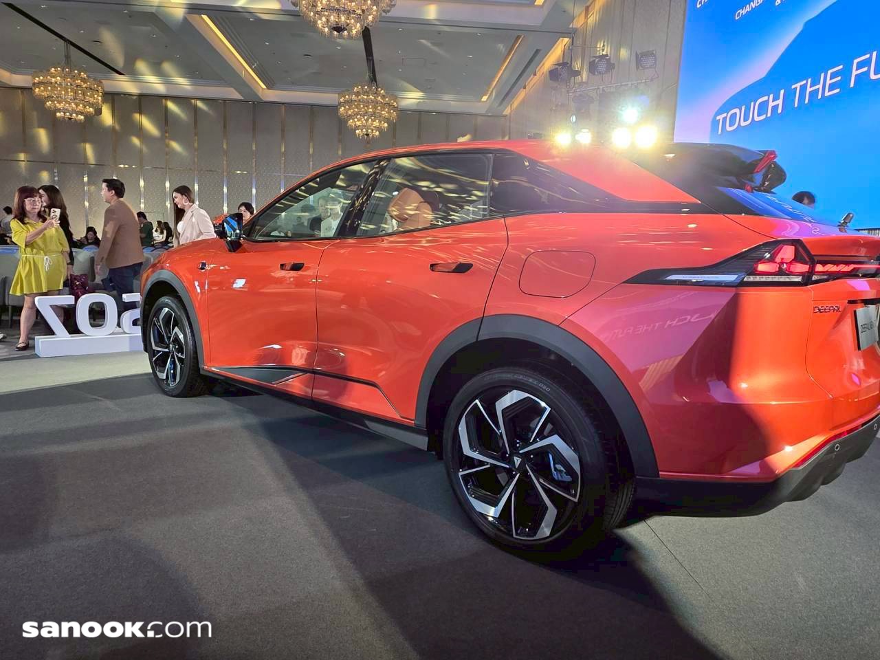 batch_line_album_dee_251020_9