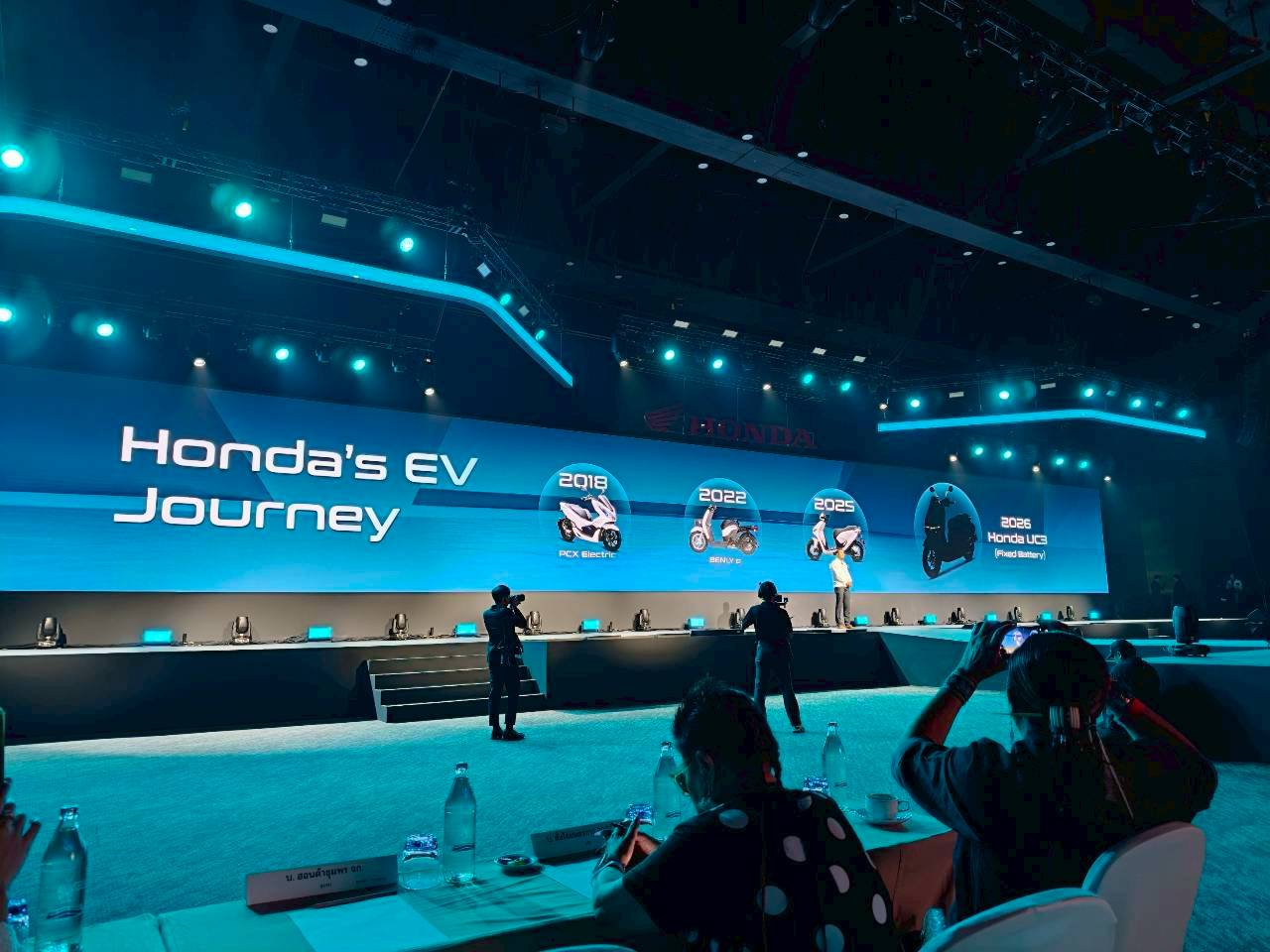 line_album_honda_260109_12