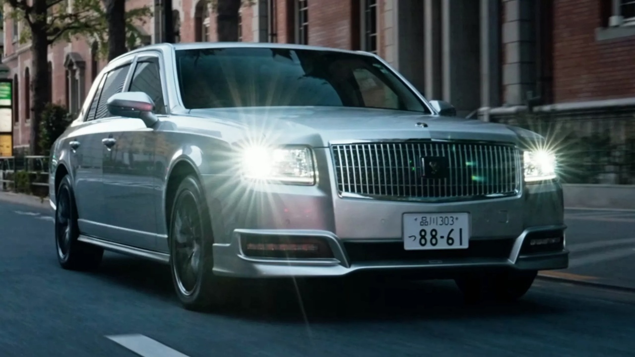 toyota-century-toms-edition-1_1