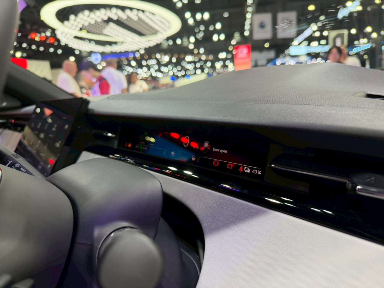 line_album_en2_260324_8_batch