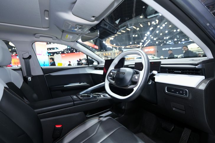 oj_bkkmotorshow-113_batch