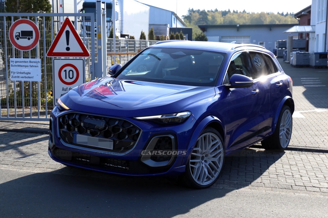 audi-rsq5-spy-shots-00008_bat