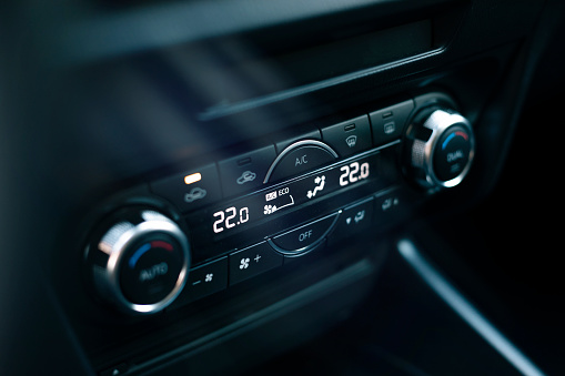 แก้แอร์รถเหม็นอับ