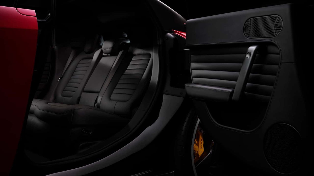 ferrari-luce(2)_batch