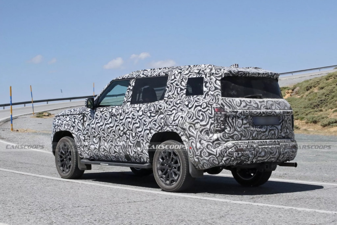 batch_mitsubishi-pajero-scoop