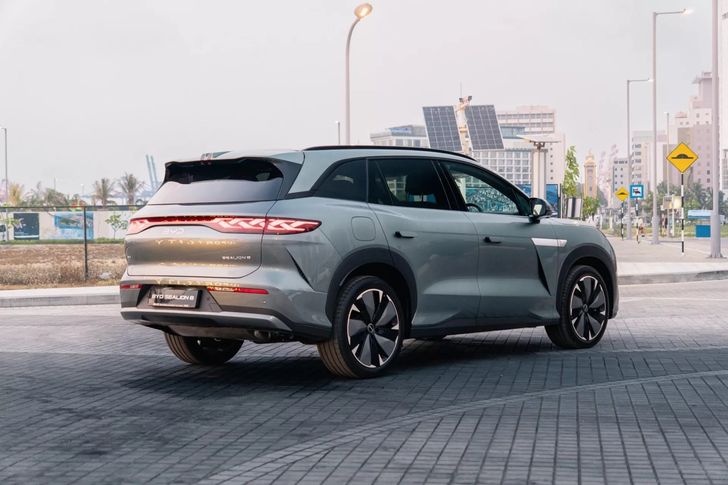 2026-byd-sealion-8-atto-8-tan