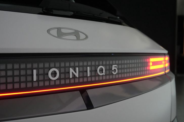 762203