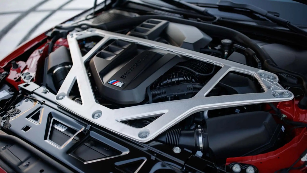2027-bmw-m3-cs-handschalter_b